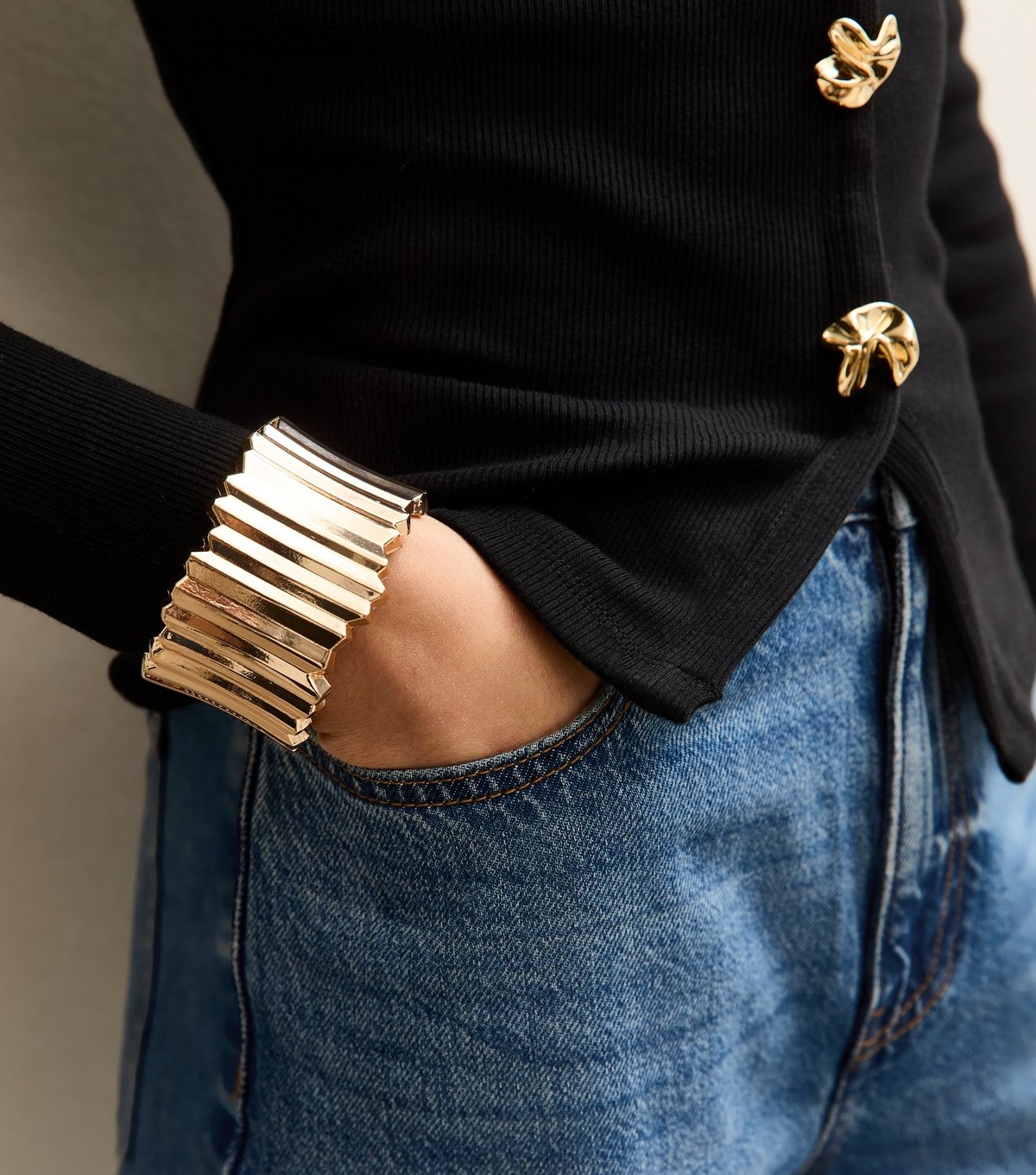 New Look Gold Tone Wide Long Metal Stretch Bracelet New Look - 2