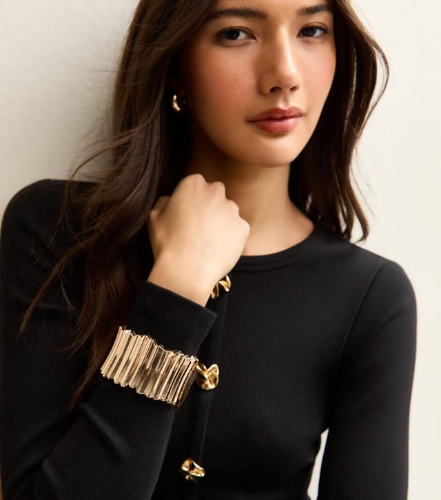 New Look Gold Tone Wide Long Metal Stretch Bracelet New Look - 2