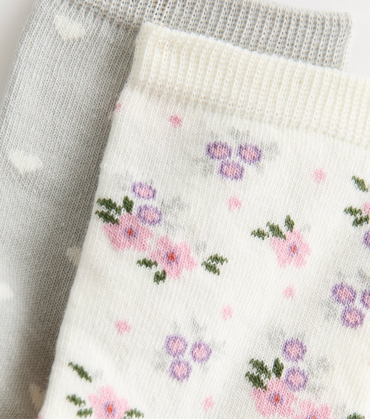 New Look Pack of 2 Grey Floral Heart Ankle Socks New Look - 2
