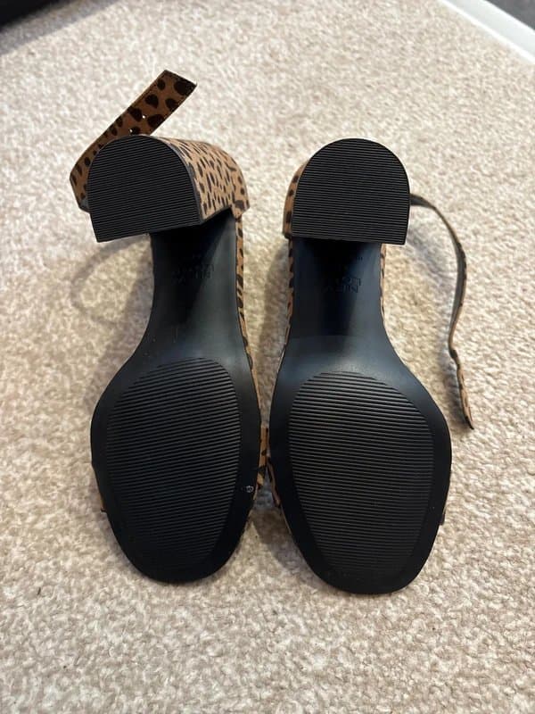 New Look New look leopard print black heels size 6 new