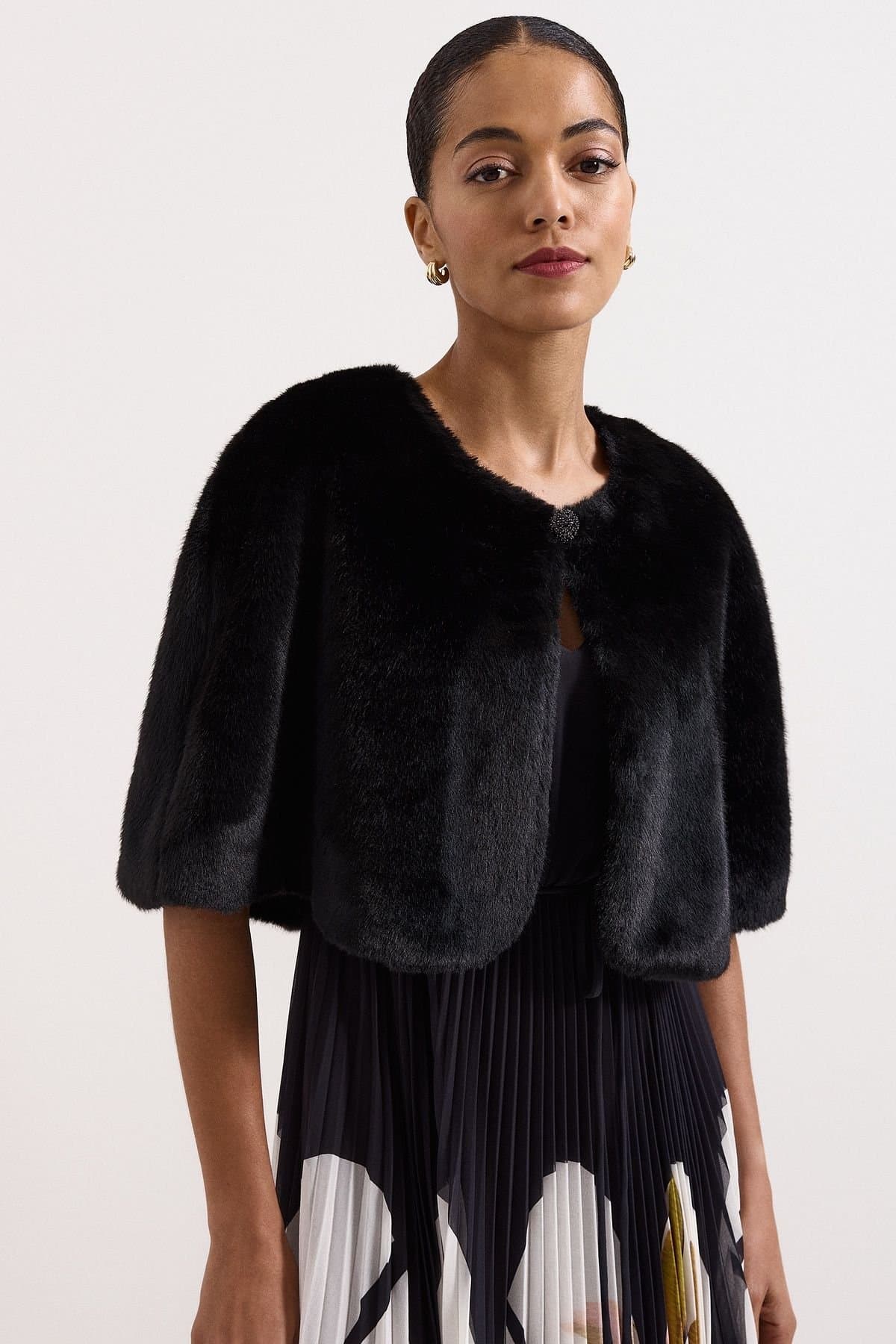 Phase Eight Phase Eight Women's Faux Fur Plush Evening Capelet in True Black