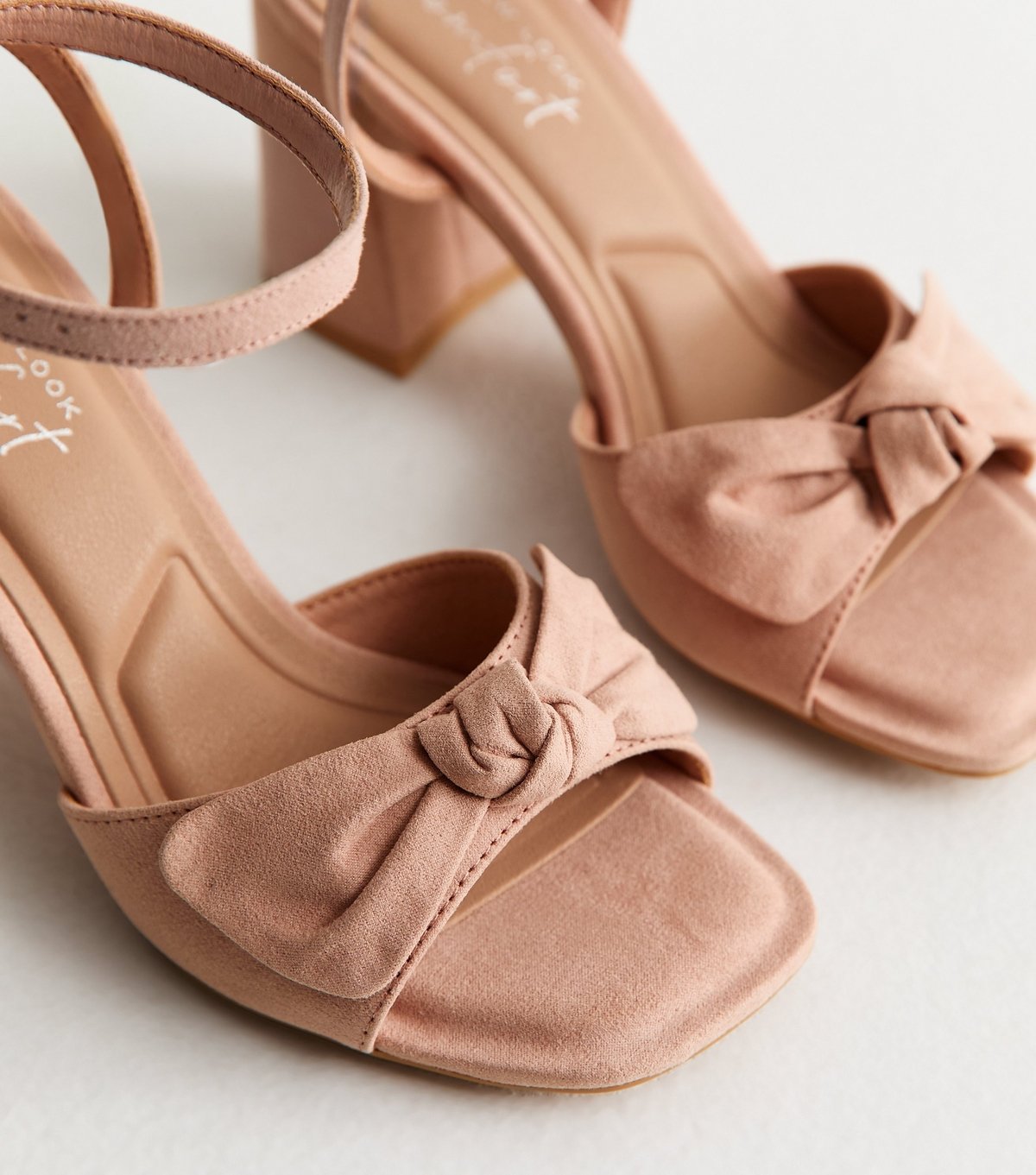 New Look Women's Light Pink Faux Suede Bow Block Heel Sandals Vegan New Look - 3