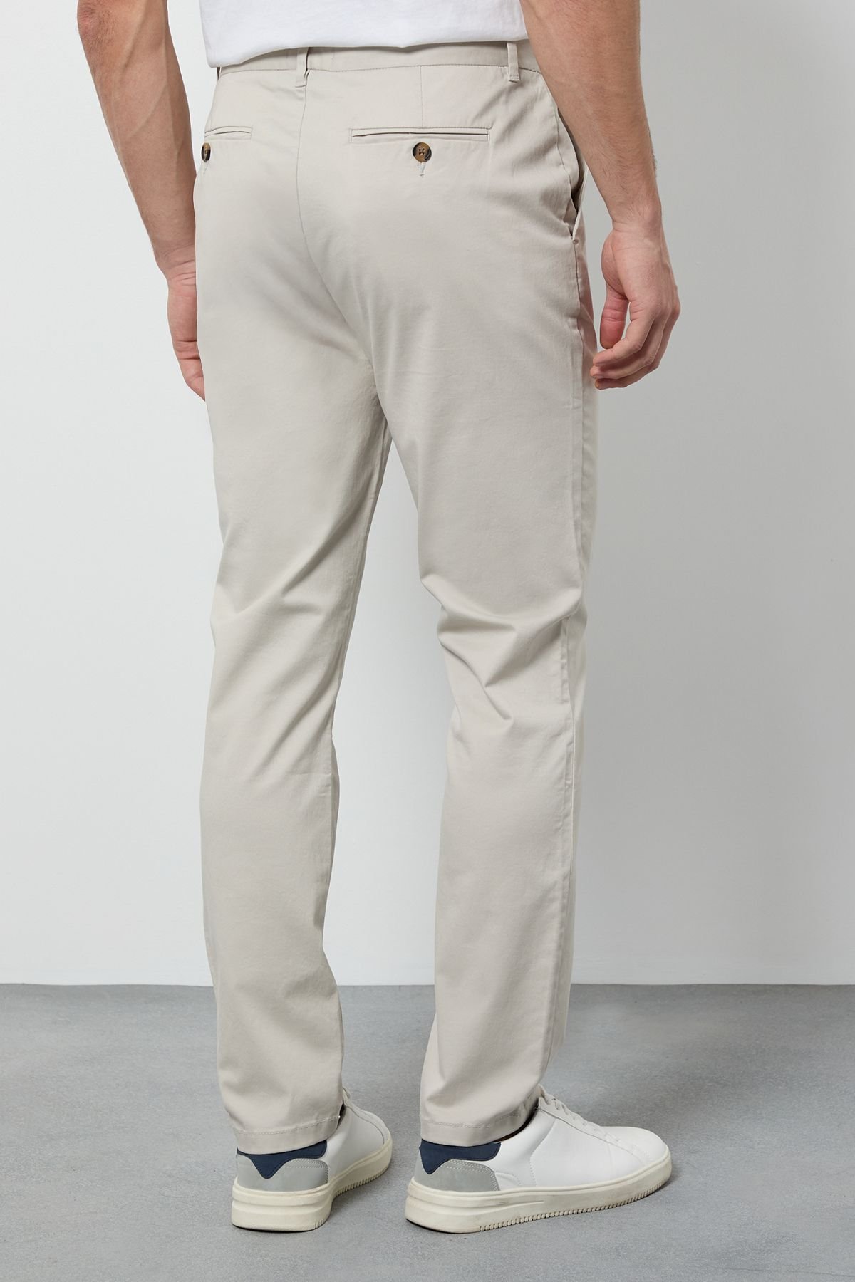 Burton Burton Men's Off White Slim Fit Chino Trousers in Off-White - 3
