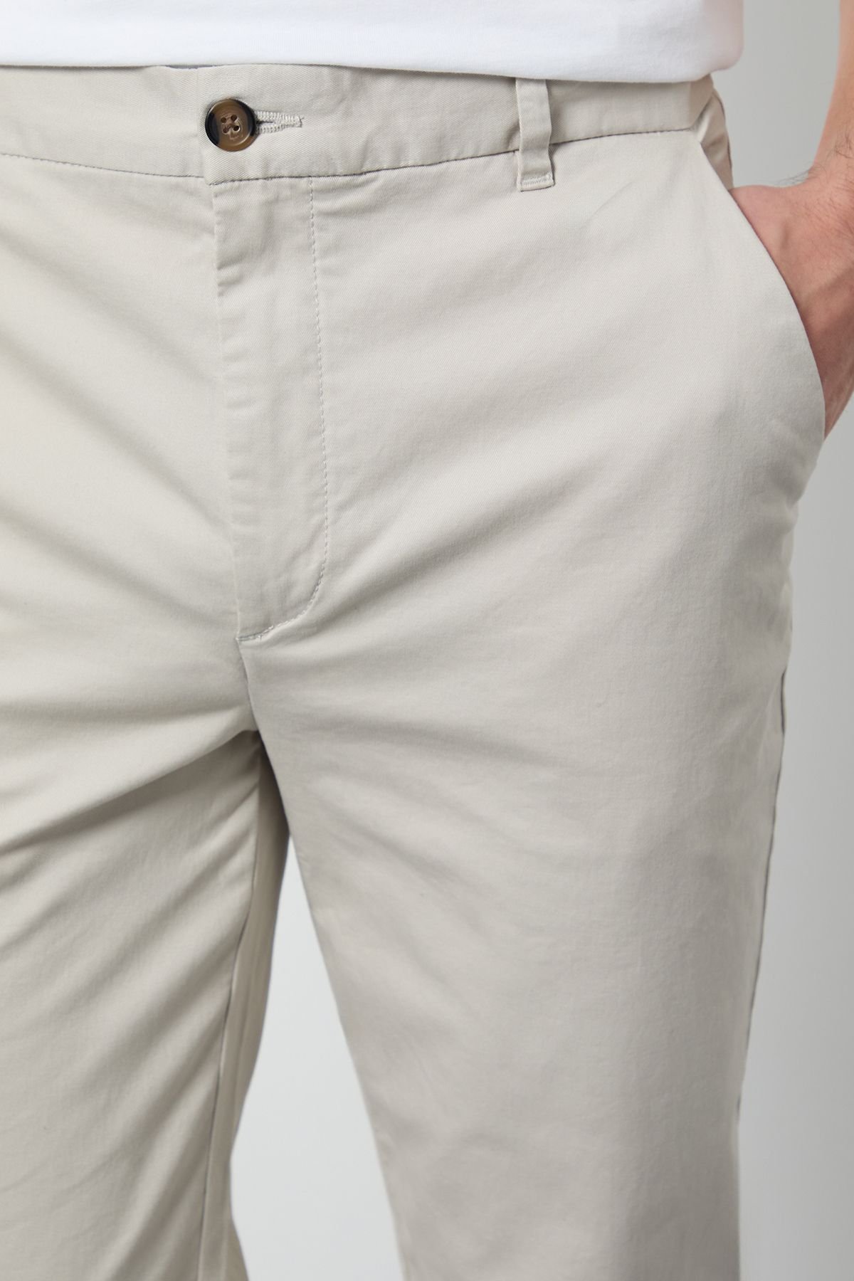 Burton Burton Men's Off White Slim Fit Chino Trousers in Off-White - 4