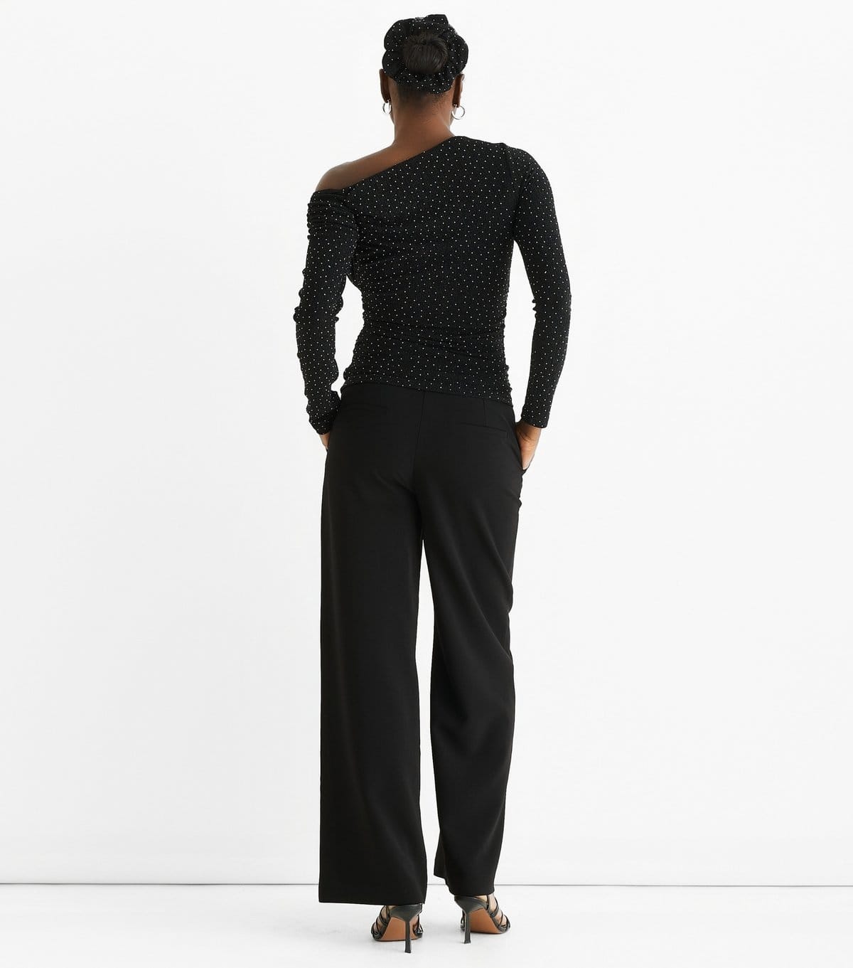 Gini London Women's Black Diamante Embellished Off The Shoulder Top Gini London New Look - 4