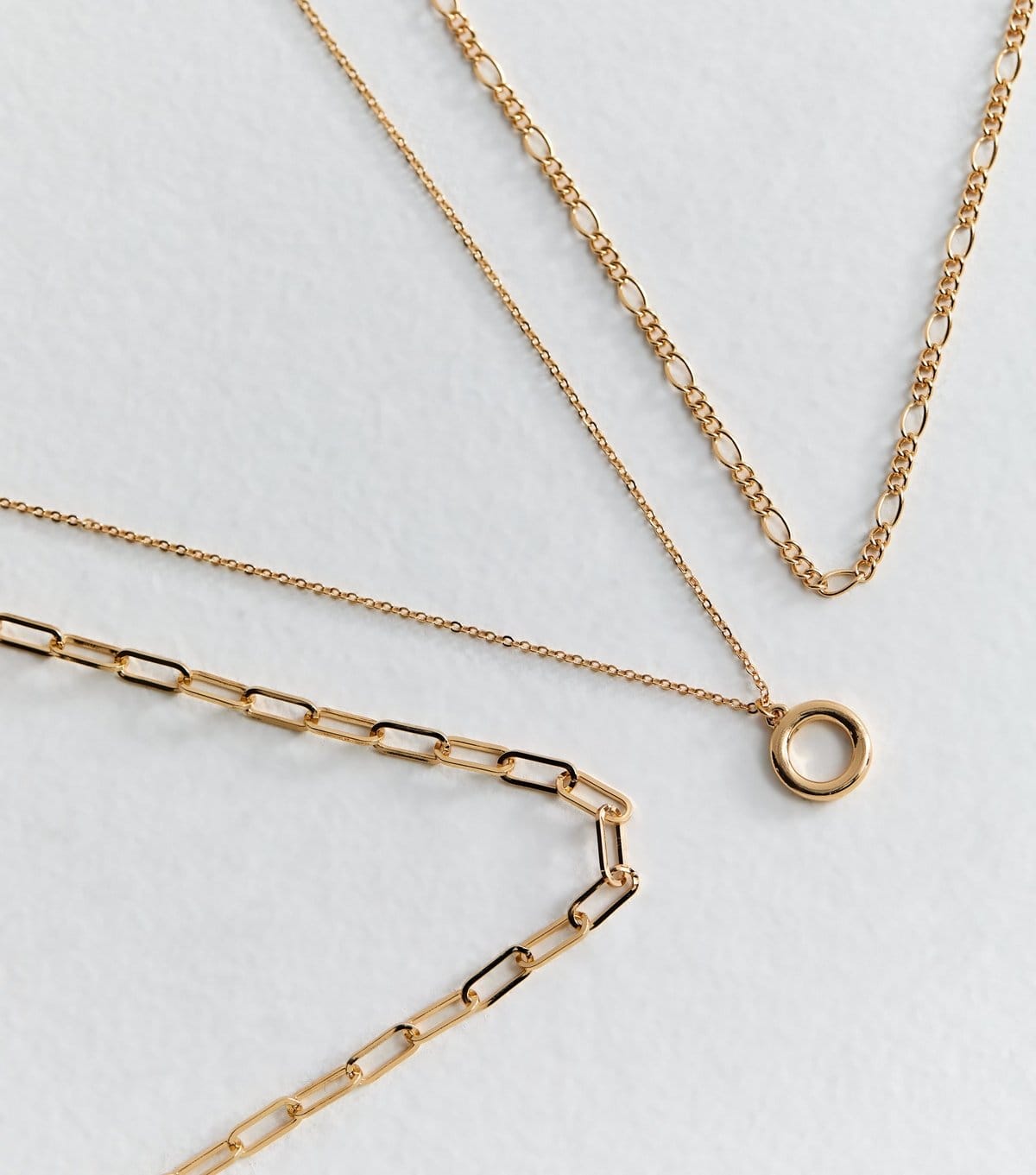 New Look Gold-Tone Multi Layer Chain Circle Pendant Necklace New Look - 4