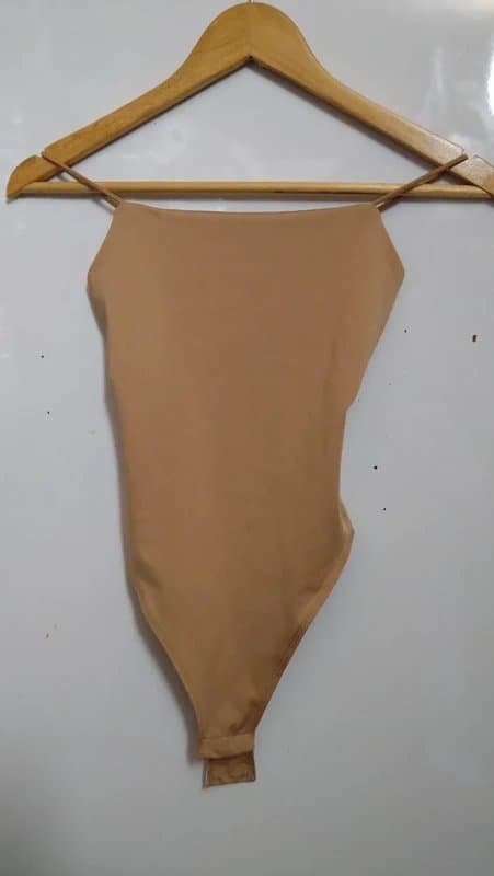 New Look New look women's beige spaghetti straps body size 6
