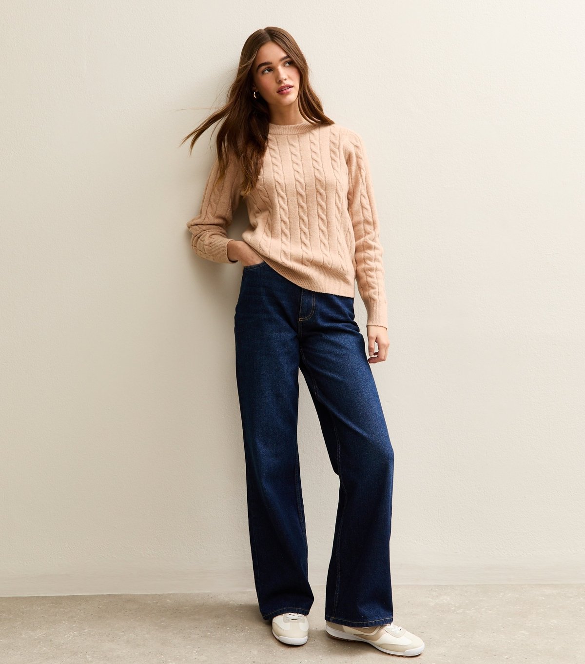 New Look Women's Camel Cable Knit Crew Neck Jumper New Look - 3