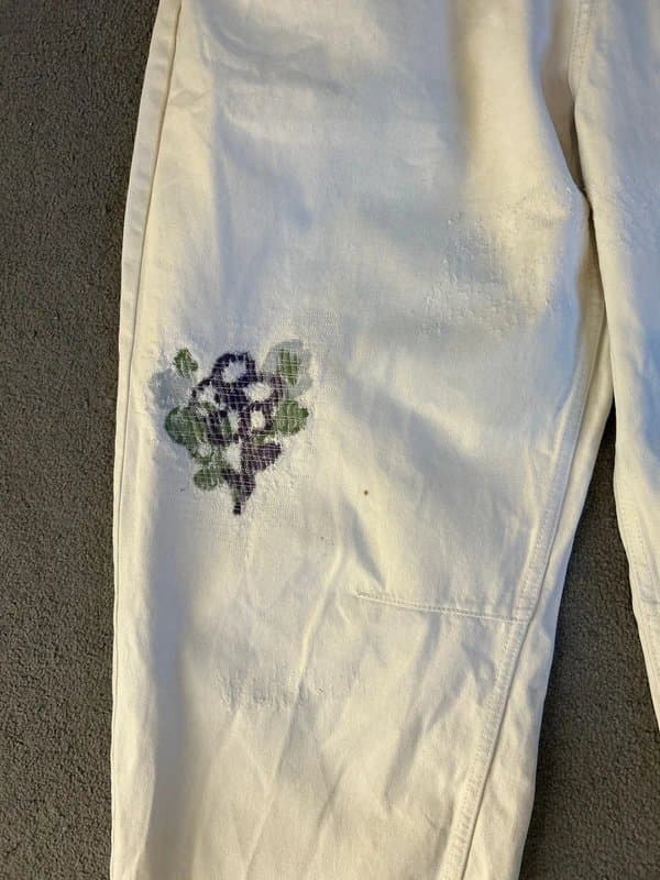 Bershka Bershka white/cream jeans with flower embroidery