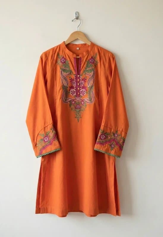Sapphire Sapphire embroidered kurta