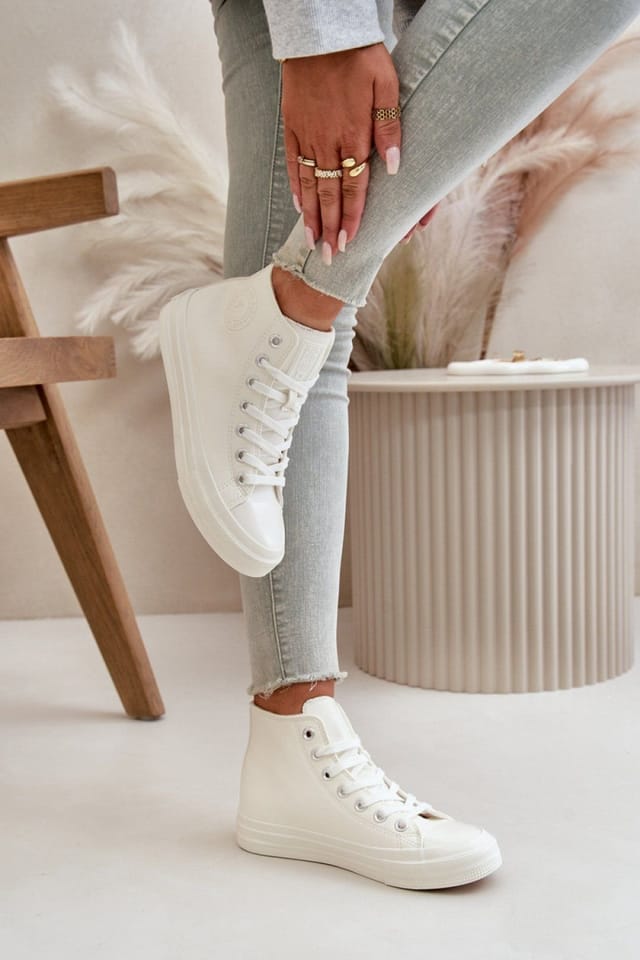 Love Lace Love Lace Women's Ankle Sneaker Fleece Lined Rubber Sole Rounded Toe in White - 3