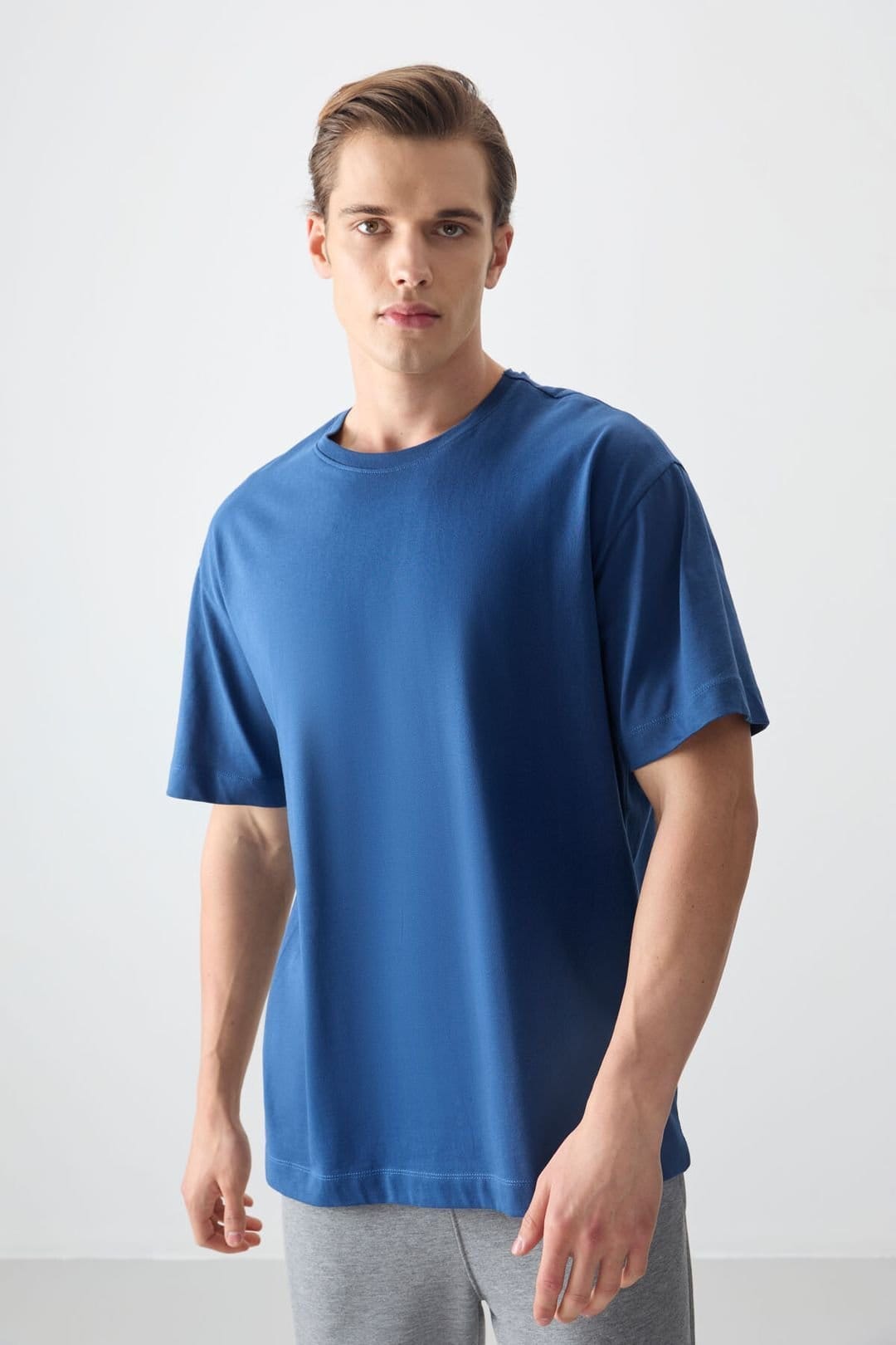Tommy Life Tommy Life Men's Oversized Cotton Crew Neck T-Shirt in Blue - 4