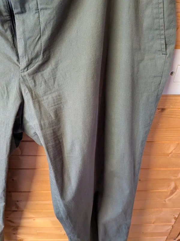 Farah Size 42/29 Farah weekend green soft feel chinos