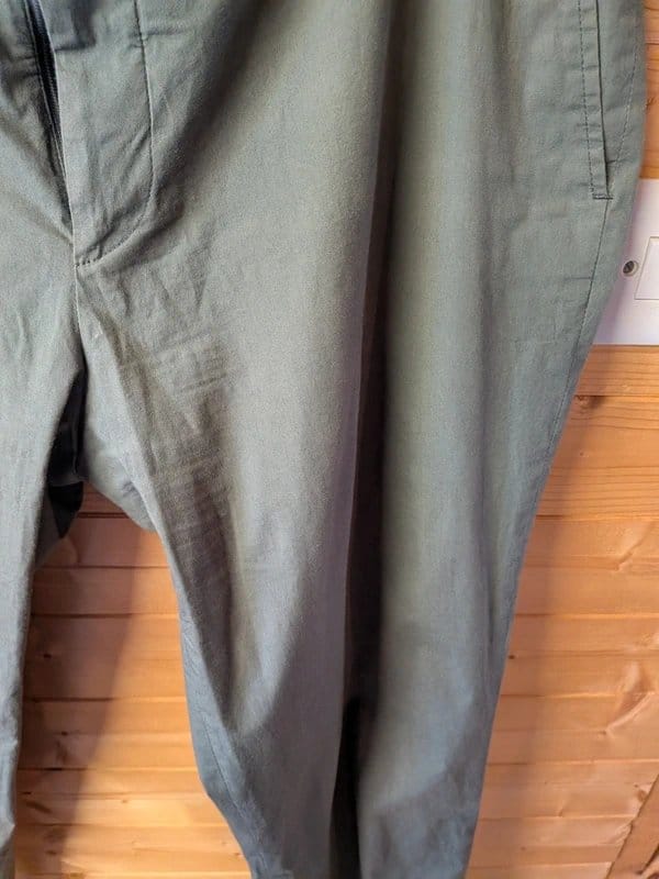 Farah Khaki Weekend Chinos Size 42/29