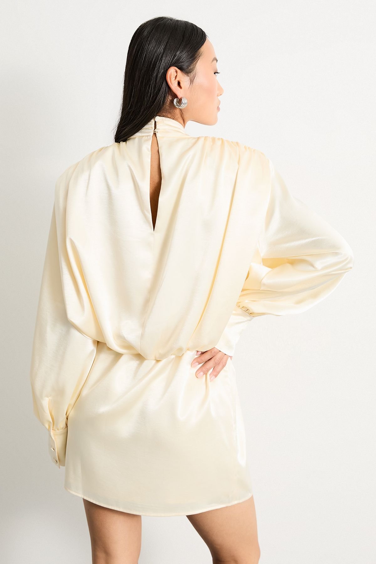 Warehouse Warehouse Women's Petite Extreme Shoulder Draped Satin Mini Dress in Cream - 3