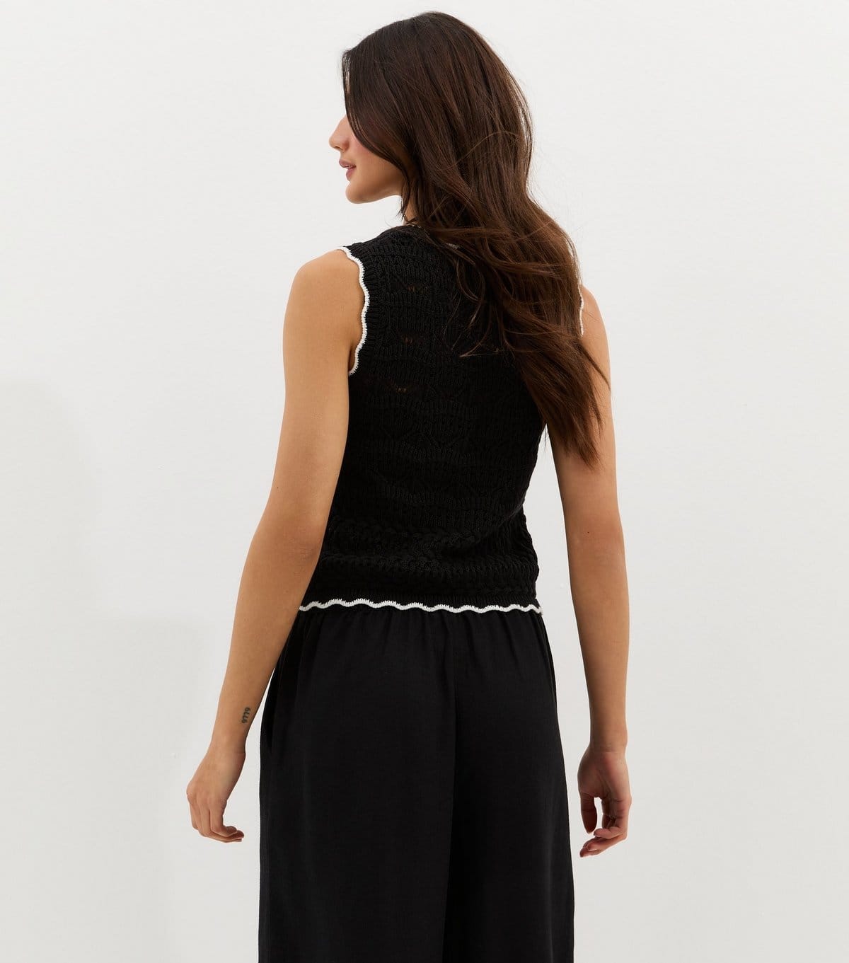 New Look Women's Black Cotton Rich Contrast Stitchy Knit Tie Waistcoat New Look - 4