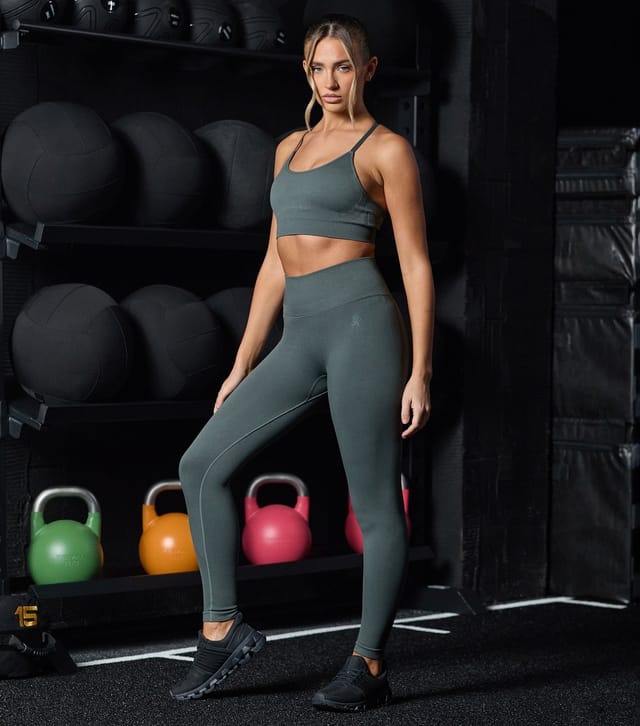 Gym King Women's Khaki Green Sculpt Seamless Bra Gym King New Look - 2