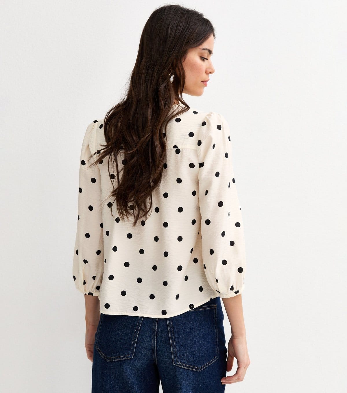 New Look Women's White Spot Print Crinkle Texture Blouse New Look - 4