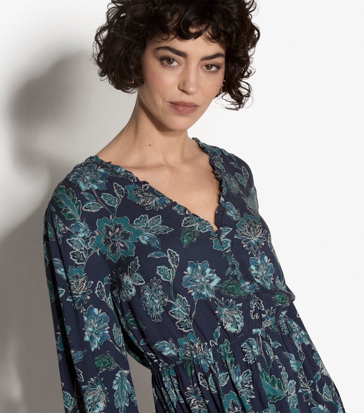 Apricot Women's Blue Ruffle Trim V-Neck Mini Dress Apricot New Look - 4
