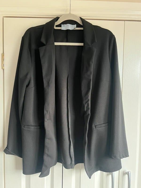 ASOS Women’s black blazer