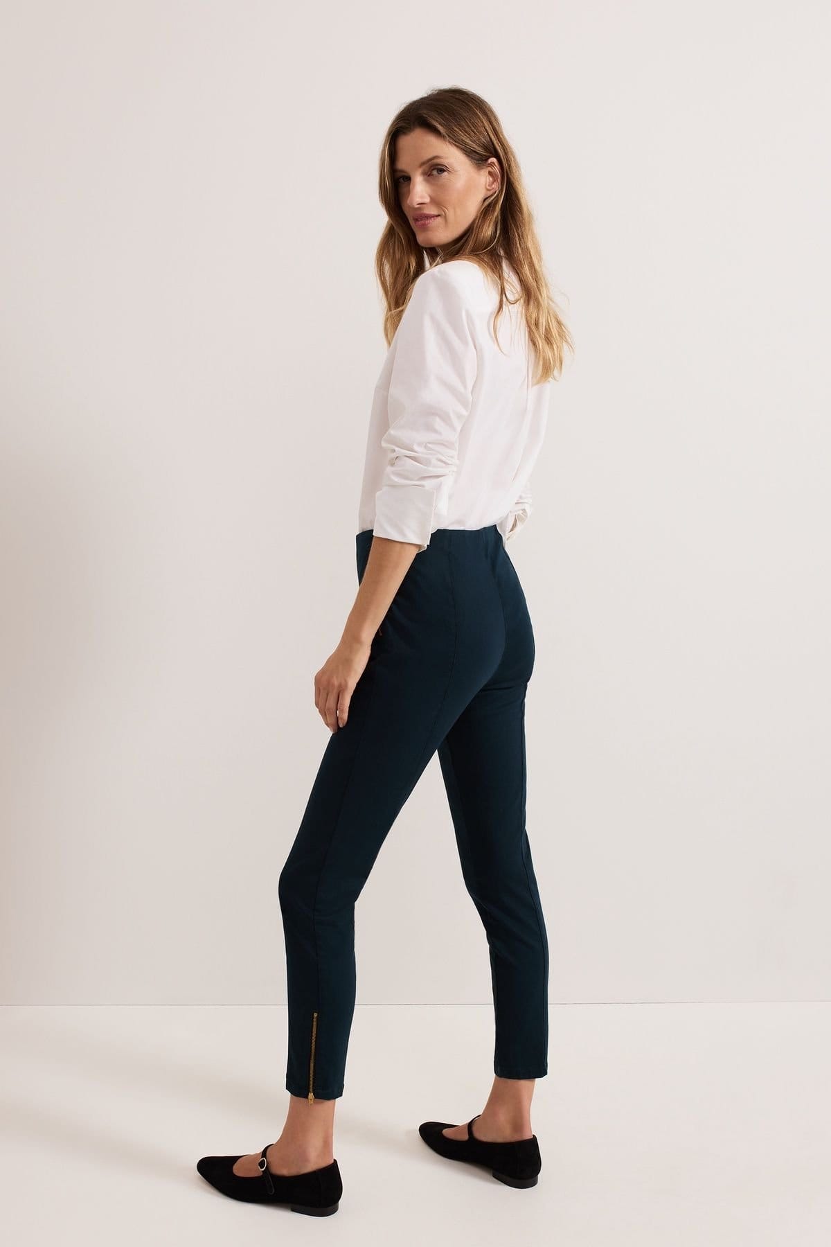 Phase Eight Phase Eight Women's Amina Skinny Trouser in Dark Navy - 4