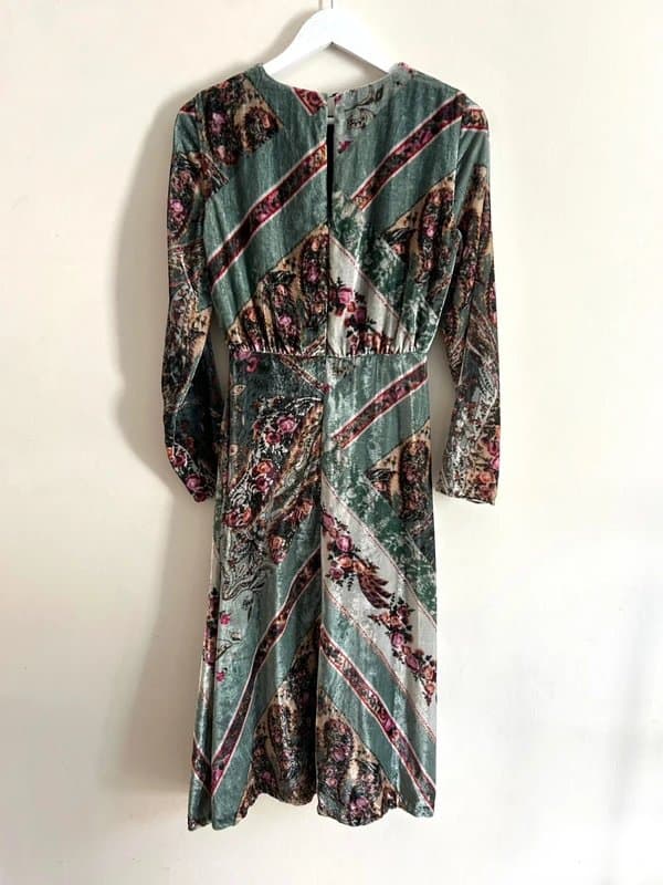 Zara Trafaluc 🖤 Zara Trafaluc Green Velvet Paisley Long Sleeve Midi Dress Size S Boho Y2K Festival Cottagecore 🖤