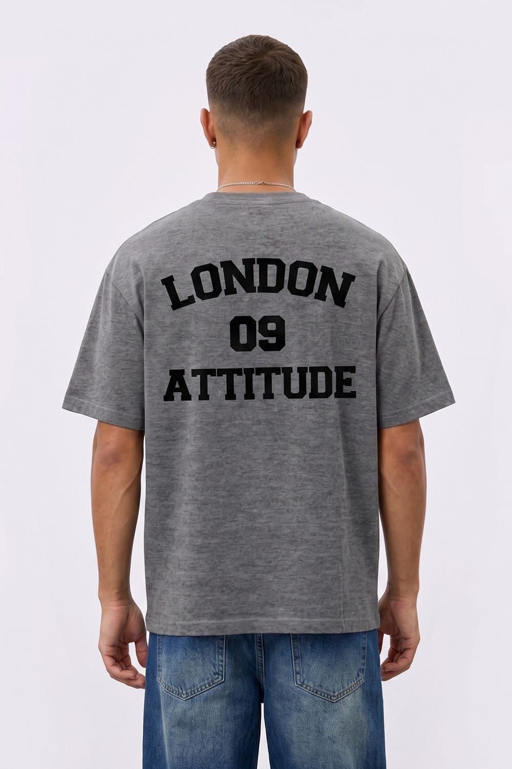 LONDON ATTITUDE LONDON ATTITUDE Men's Oversized Heavyweight T-Shirt with Varsity Back Graphic in Grey