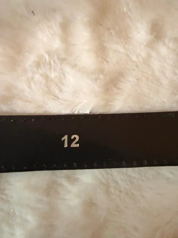 The Unbranded Brand Black crackle effect velvet feel belt antique buckle size 12 boho