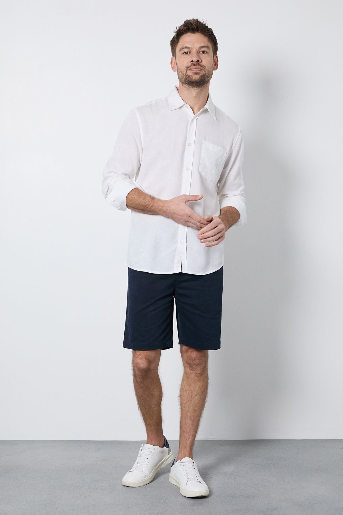 Burton Burton Men's White Linen Blend Long Sleeve Shirt - 2