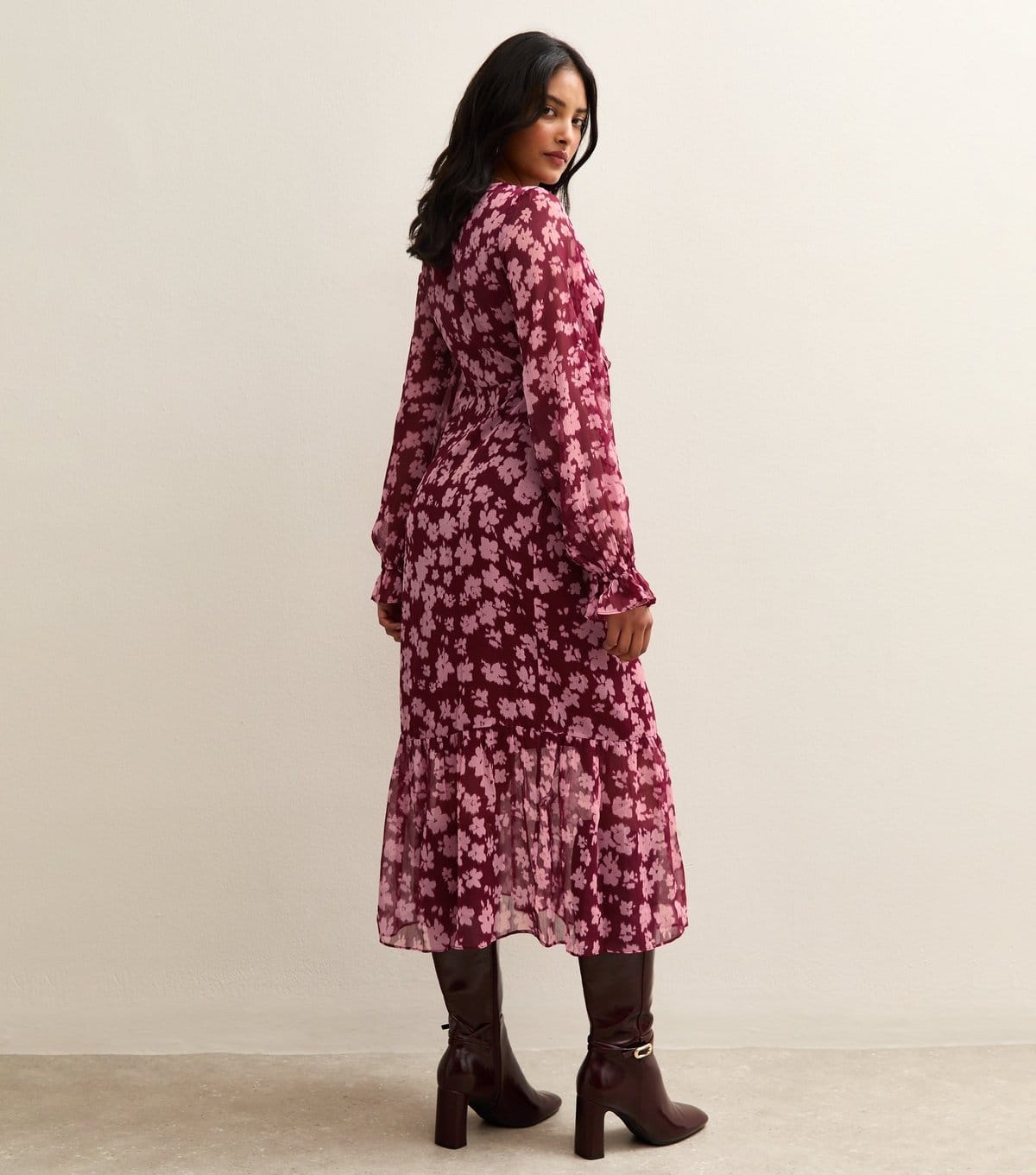 New Look Women's Pink Crinkled Chiffon Floral Print Midi Dress New Look - 4