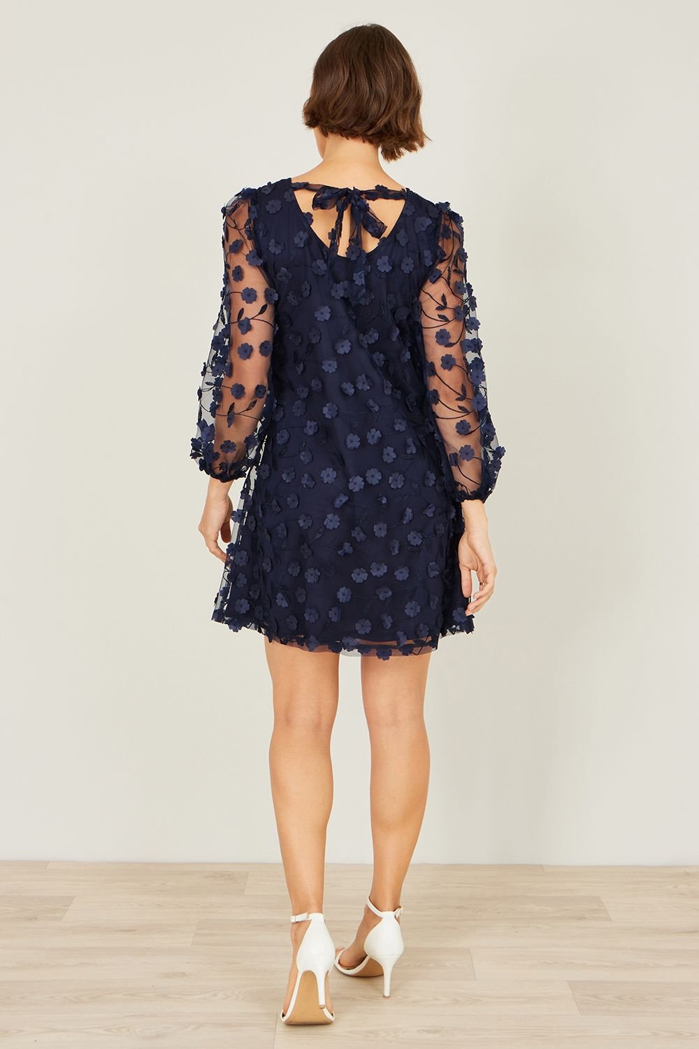 Yumi Yumi Women's Navy Long Sleeve Floral Applique Tunic - 4