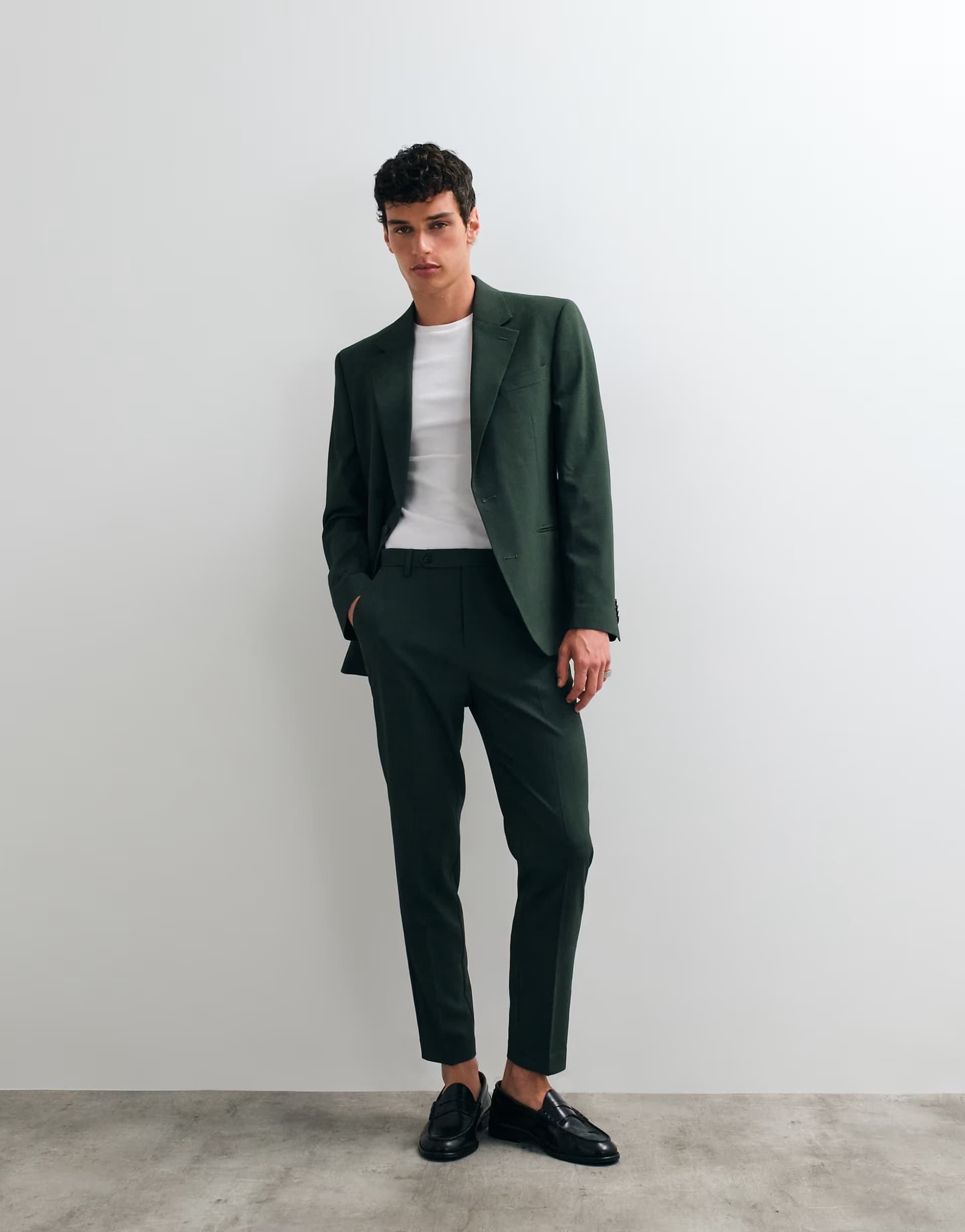 ASOS ASOS DESIGN tapered suit trousers in dark green