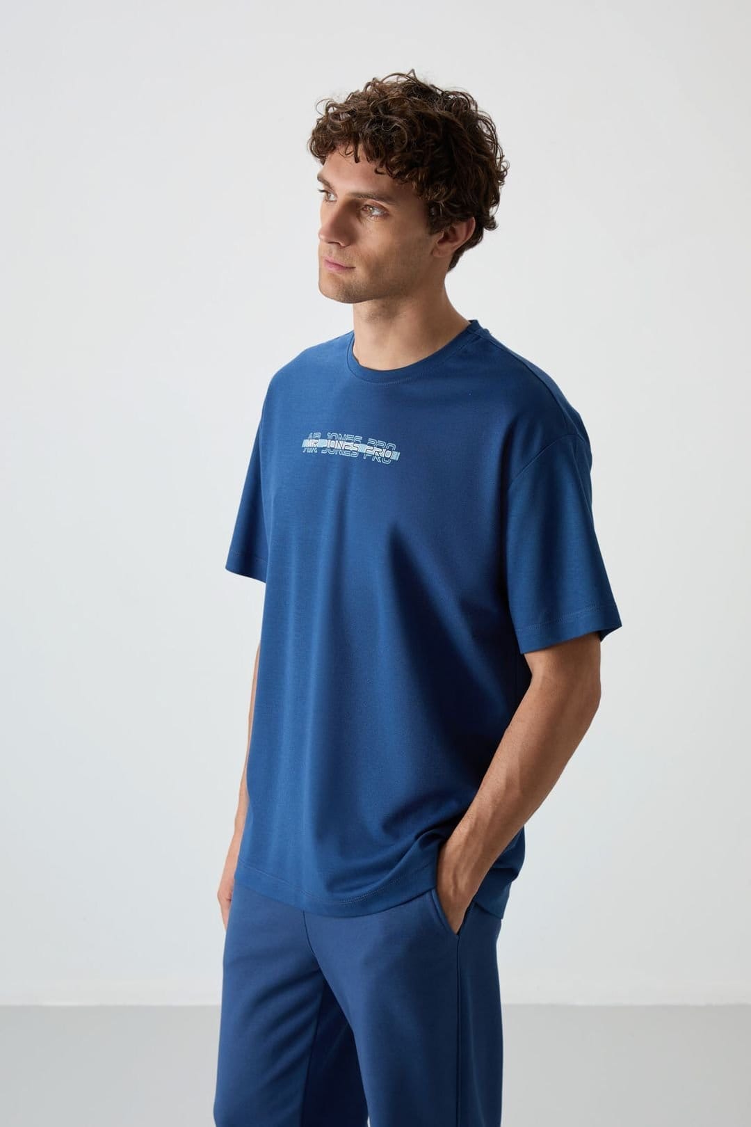 Tommy Life Tommy Life Men's Oversized Printed Crew Neck T-Shirt in Blue - 4