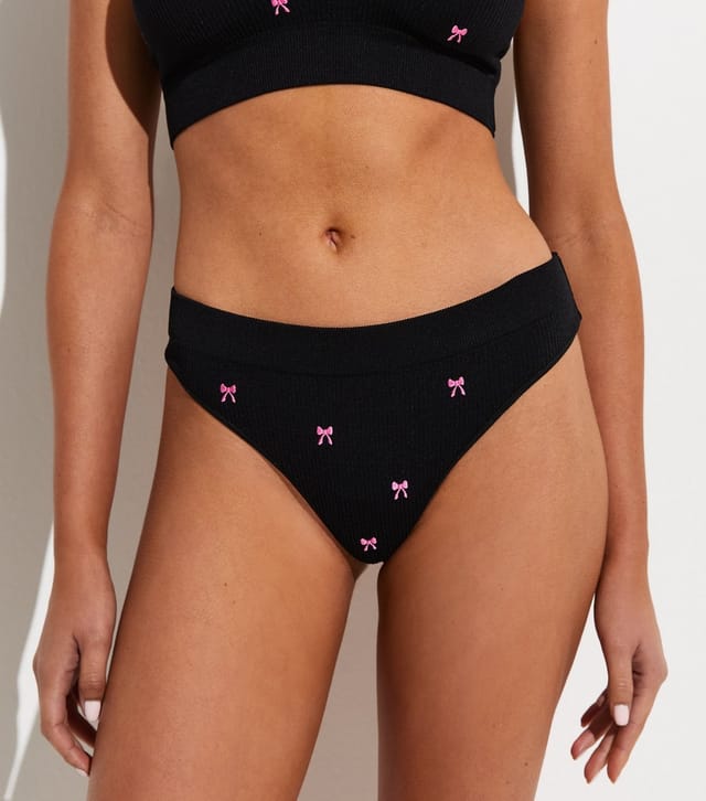 New Look Women's Black Bow Embroidered Ribbed Seamless Thong New Look - 2