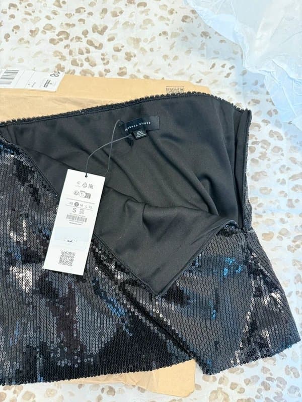 Bershka Bershka black sequin mini skirt