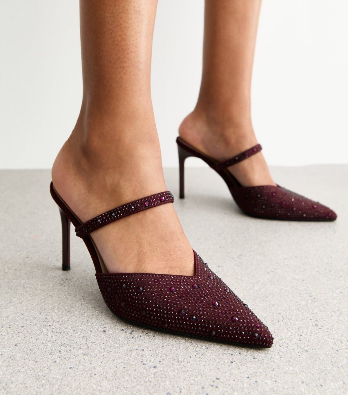 New Look New Look Burgundy Embellished Court Shoes