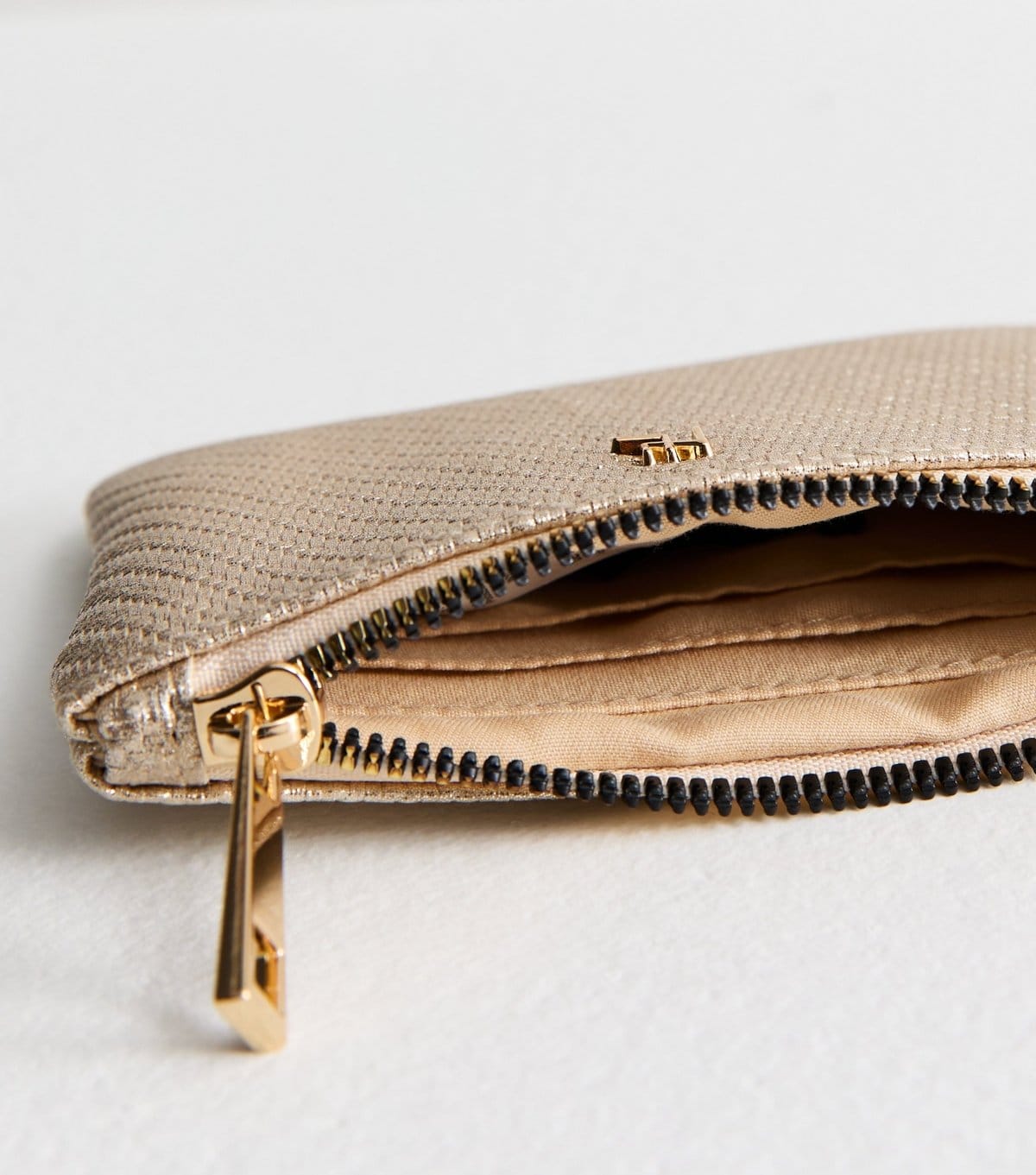 New Look Gold Metallic Faux Leather Purse New Look - 4