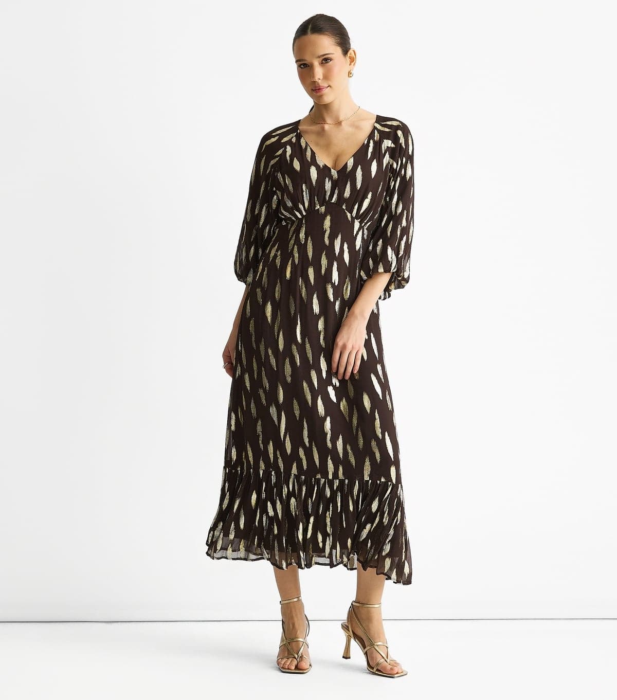 Gini London Women's Black Patterned Gathered Hem Midi Dress Gini London New Look