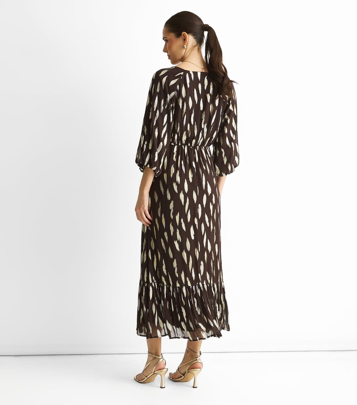 Gini London Women's Black Patterned Gathered Hem Midi Dress Gini London New Look - 4