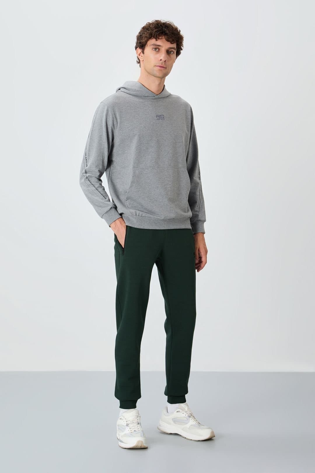 Tommy Life Tommy Life Men's Jogger Sweatpants in Bottle Green