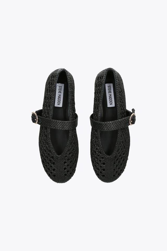 Steve Madden STEVE MADDEN Women's 'Alara' Flats in Black - 2