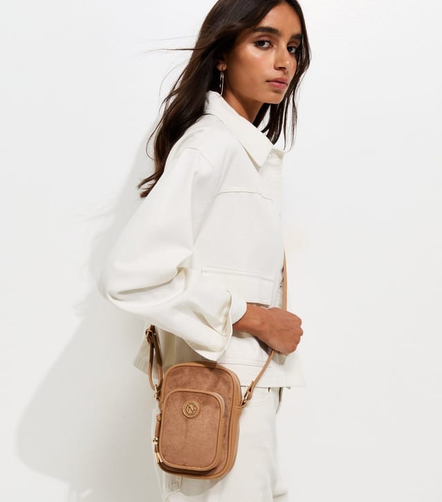 New Look Camel Faux Leather Logo Charm Phone Bag New Look - 2