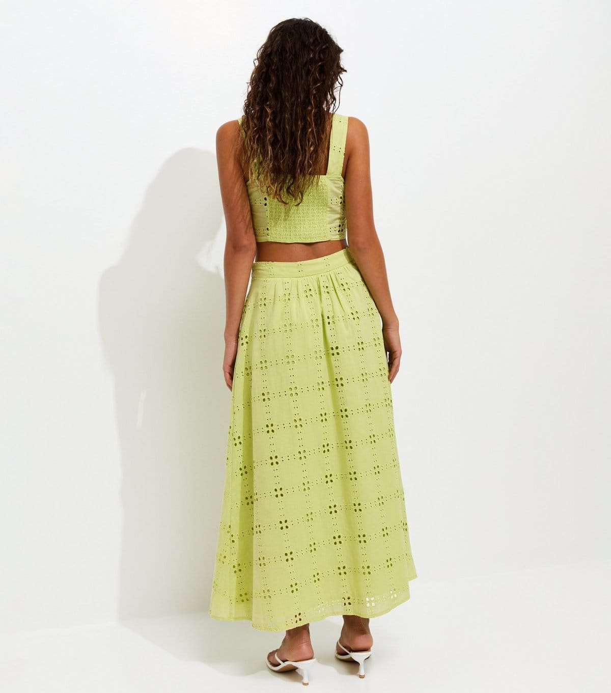 New Look Women's Light Green Embroidered Cut Out Maxi Skirt New Look - 4