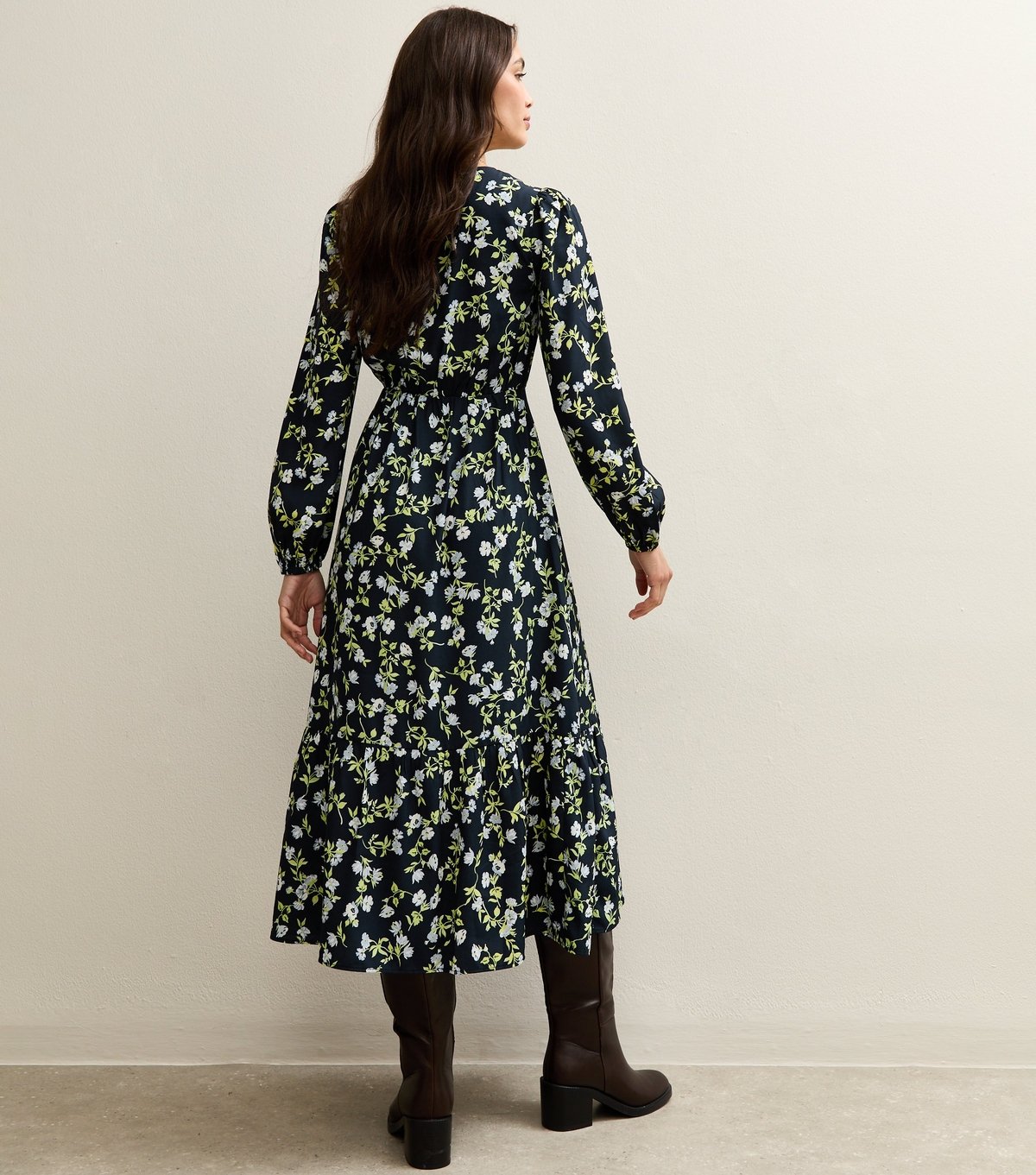 New Look Women's Blue Crepe Floral Print Wrap Midi Dress New Look - 4