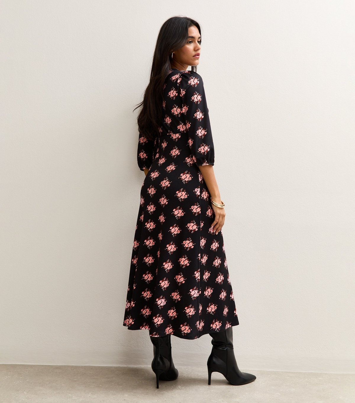 New Look Women's Black Bouquet Print Midi Dress New Look - 4