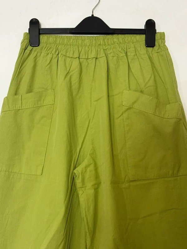 Green Fresh green barrel shape cocoon crop tulip hem trousers one size S M