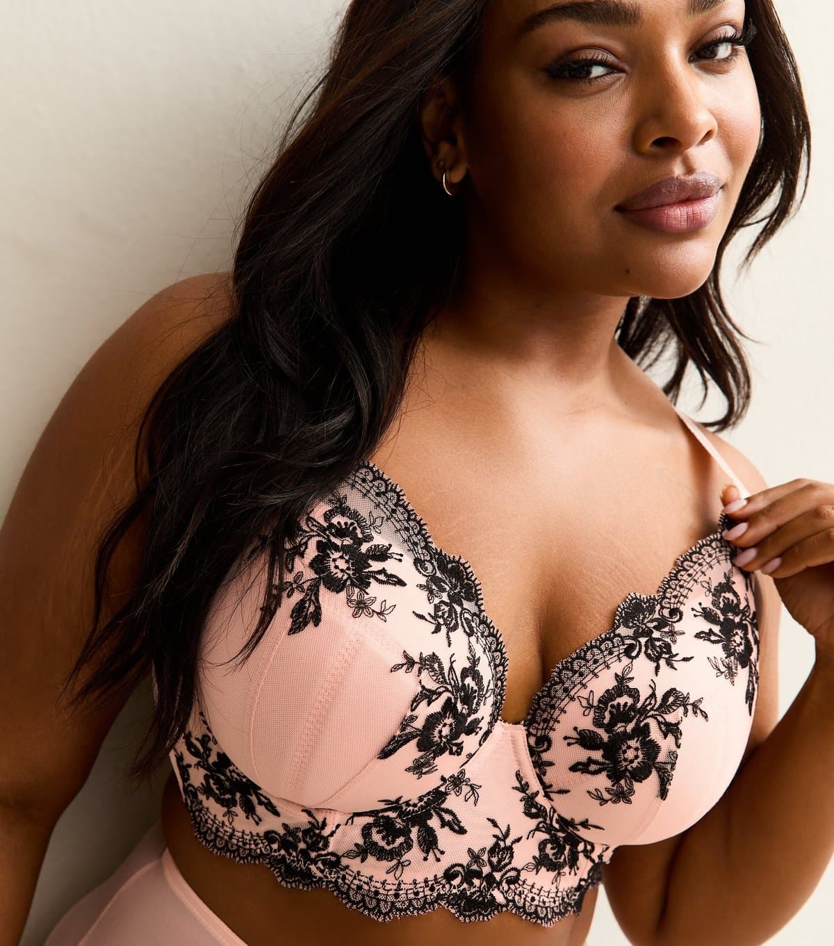 New Look Women's Plus Size Light Pink Eyelash Embroidered Longline Padded Bra Curves New Look
