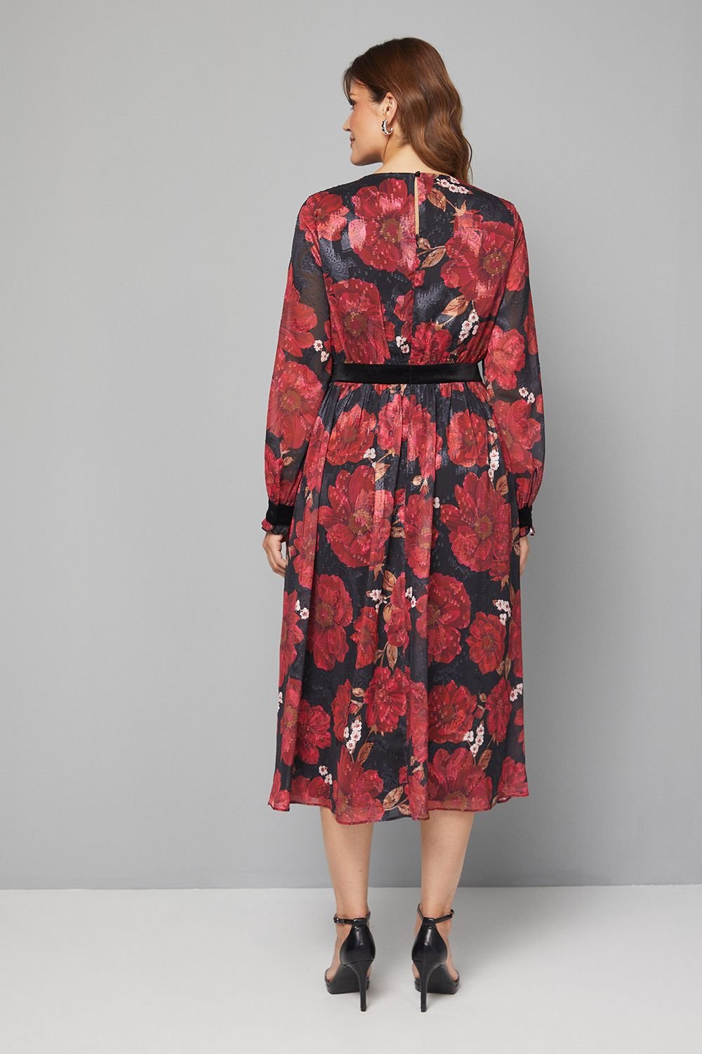 Wallis Wallis Women's Floral Contrast Velvet Midi Dress in Black - 4