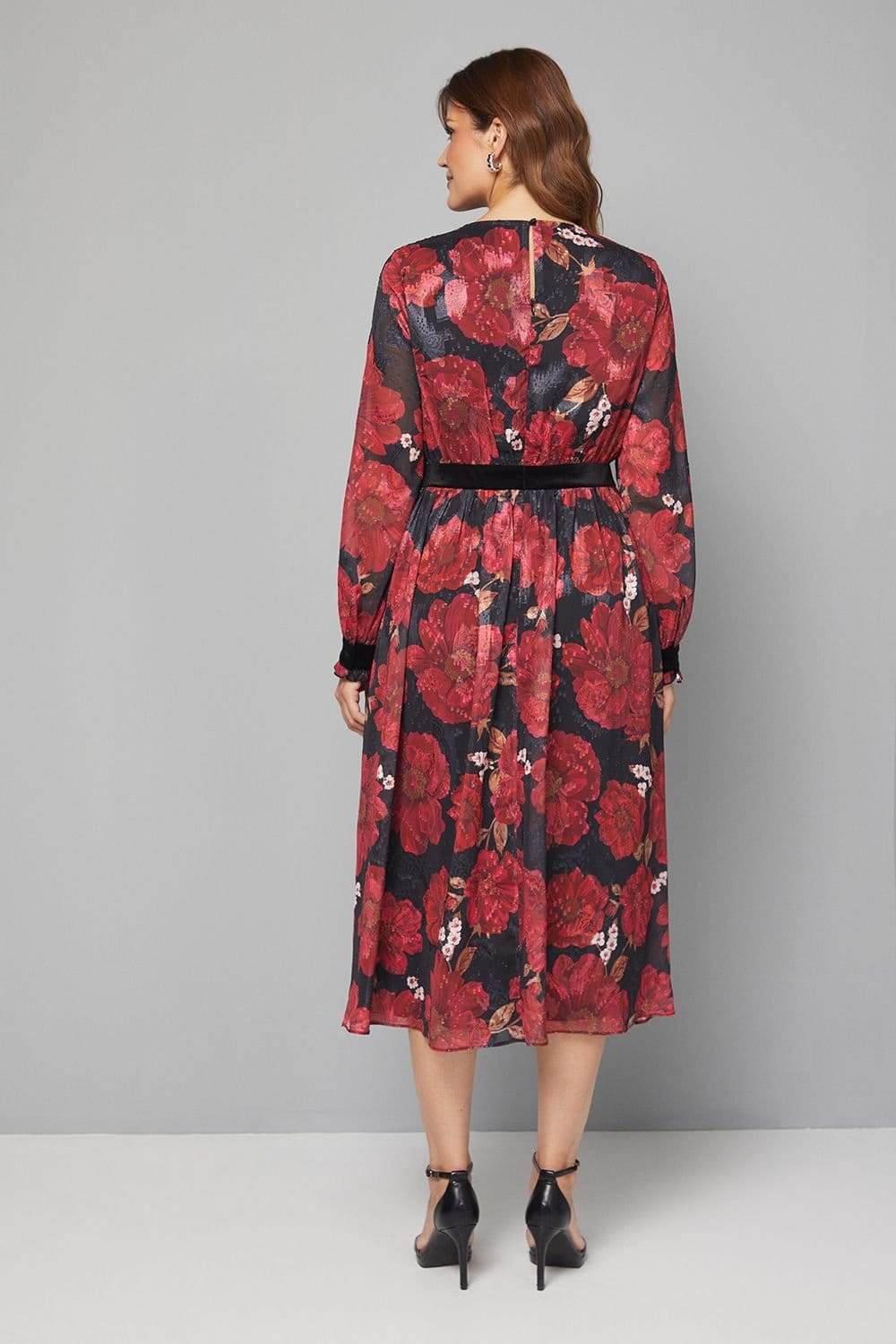 Wallis Wallis Women's Floral Contrast Velvet Midi Dress in Black - 4