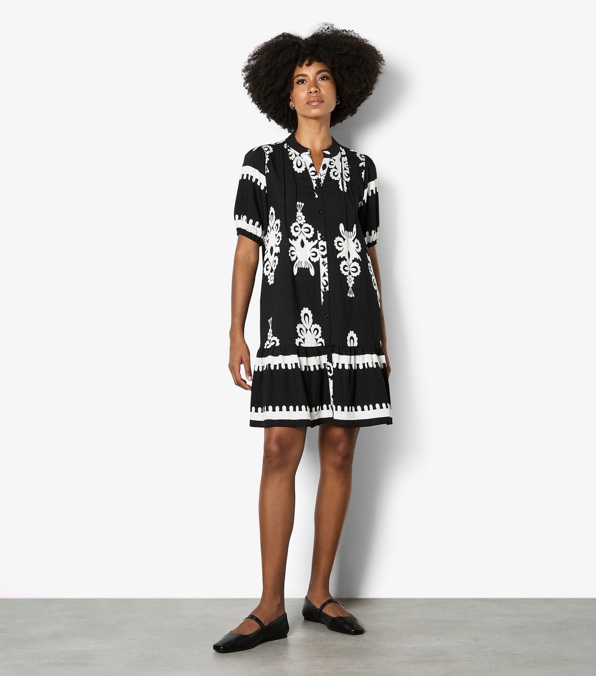 Apricot Women's Black Baroque Print Mini Shirt Dress Apricot New Look - 3